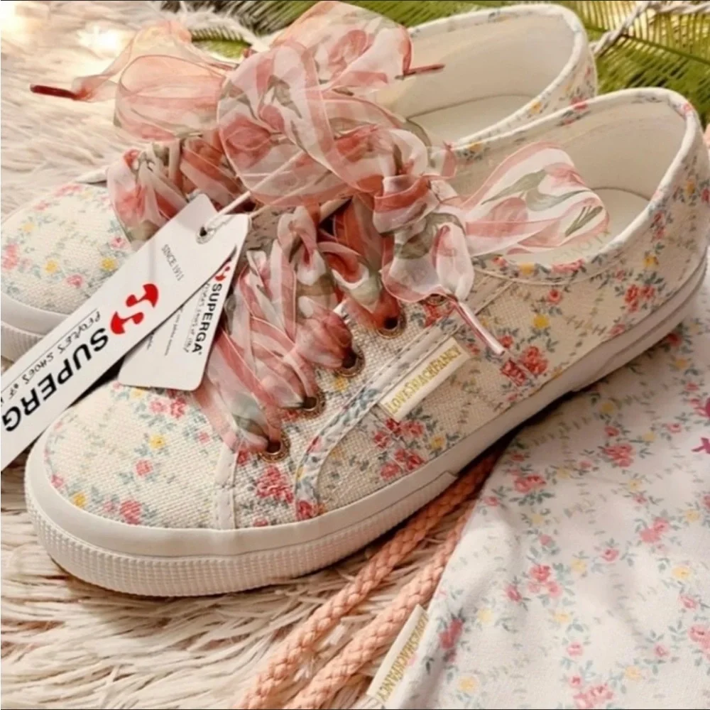 Anthropologie-Superga 2750 Fancot Lace up Round toe Floral Sneaker GREEN LEAF